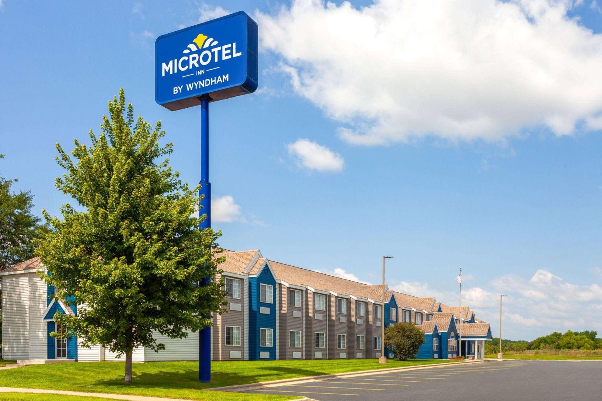 Microtel Inn By Wyndham Janesville Eksteriør bilde