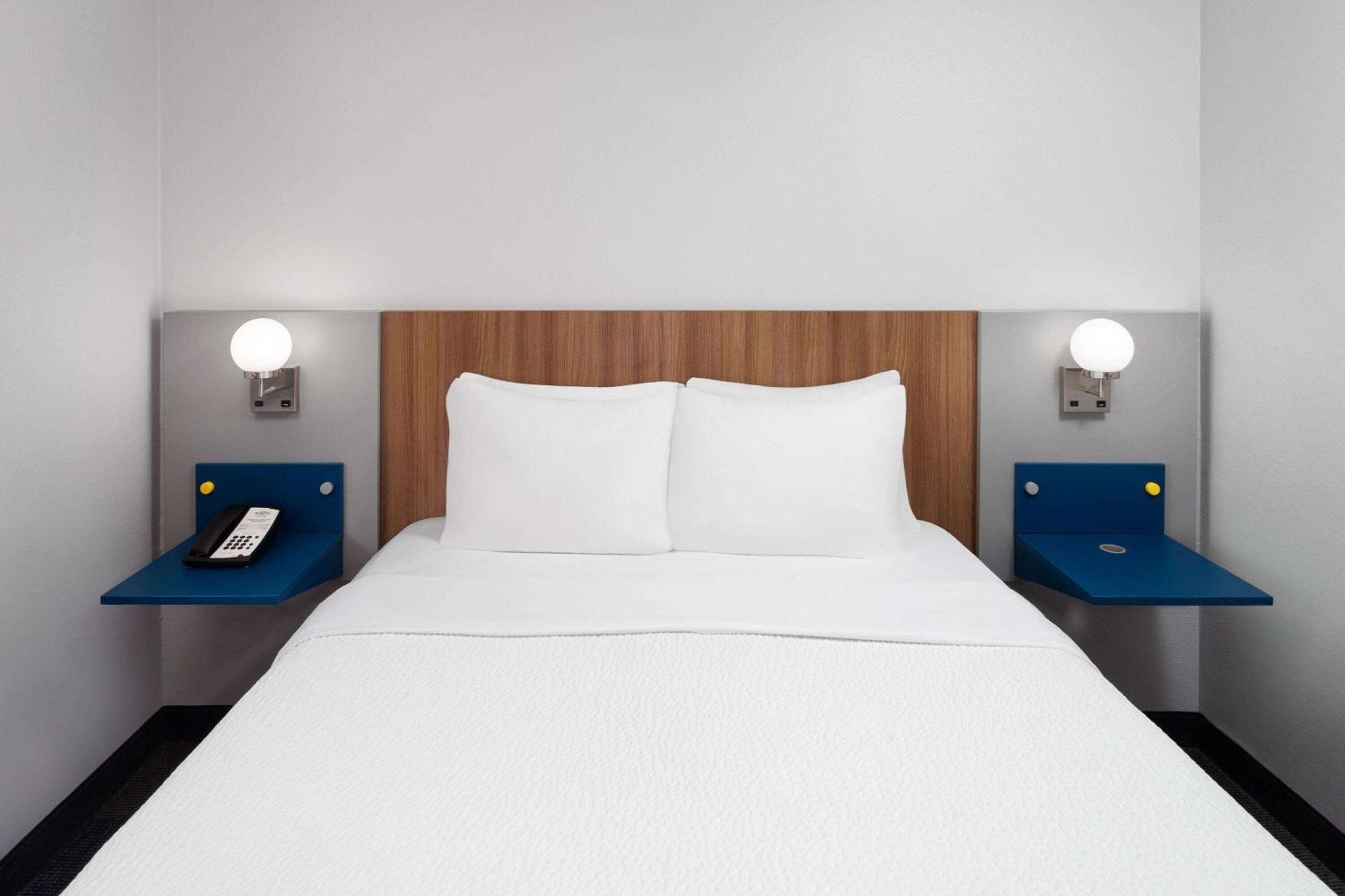 Microtel Inn By Wyndham Janesville Eksteriør bilde