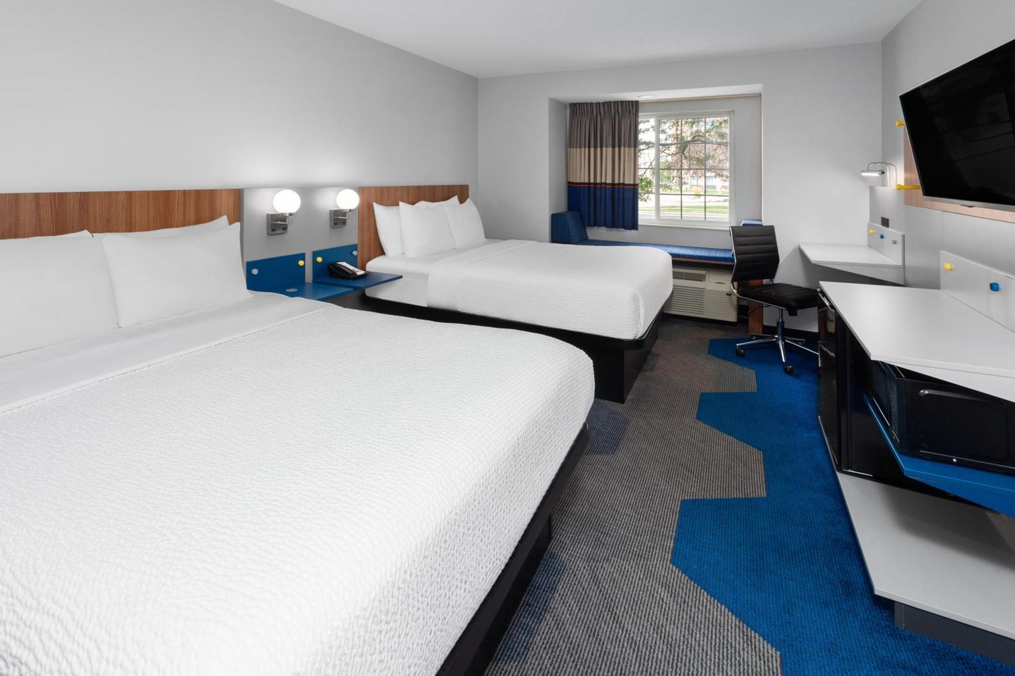 Microtel Inn By Wyndham Janesville Eksteriør bilde
