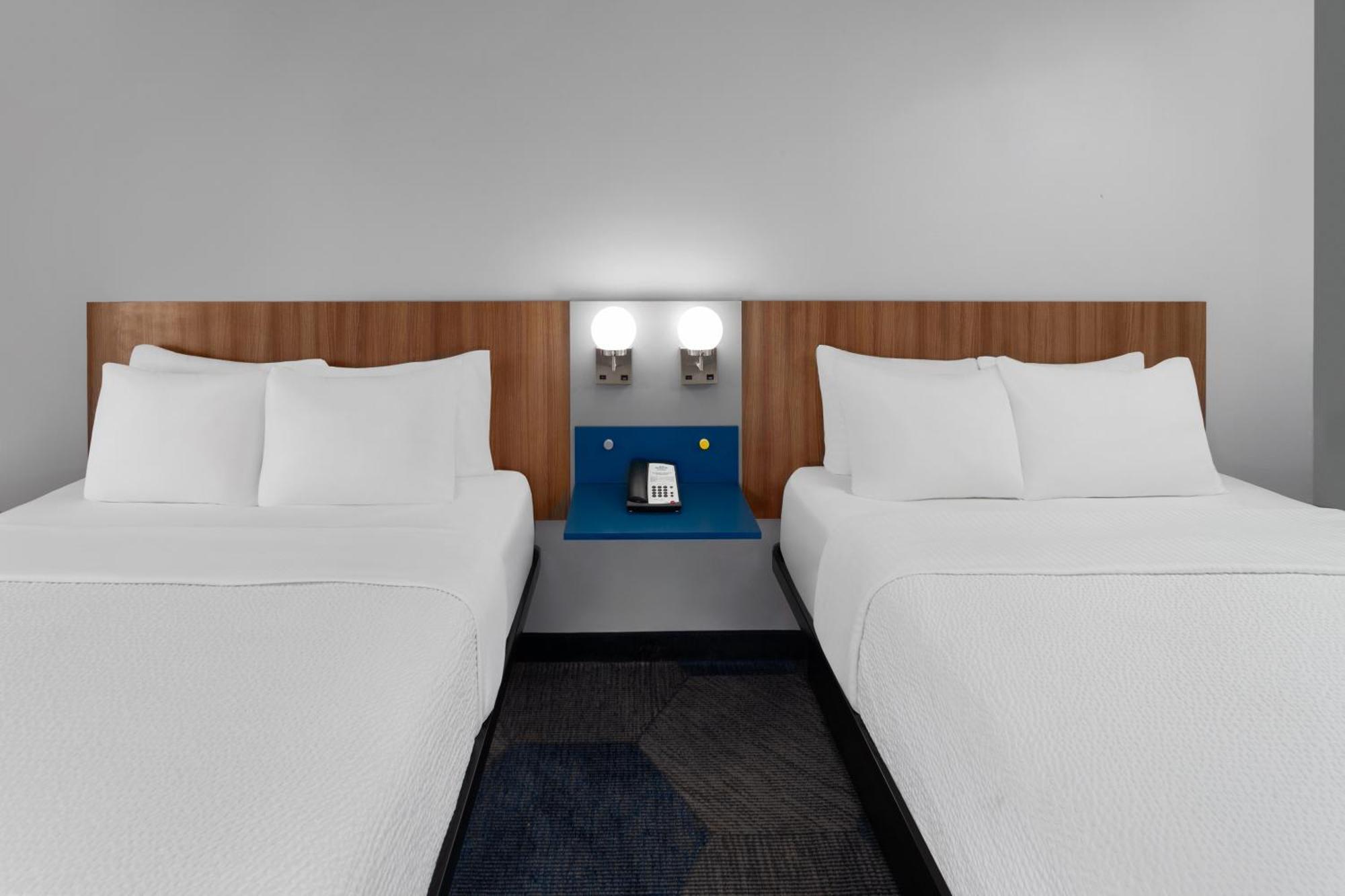 Microtel Inn By Wyndham Janesville Eksteriør bilde